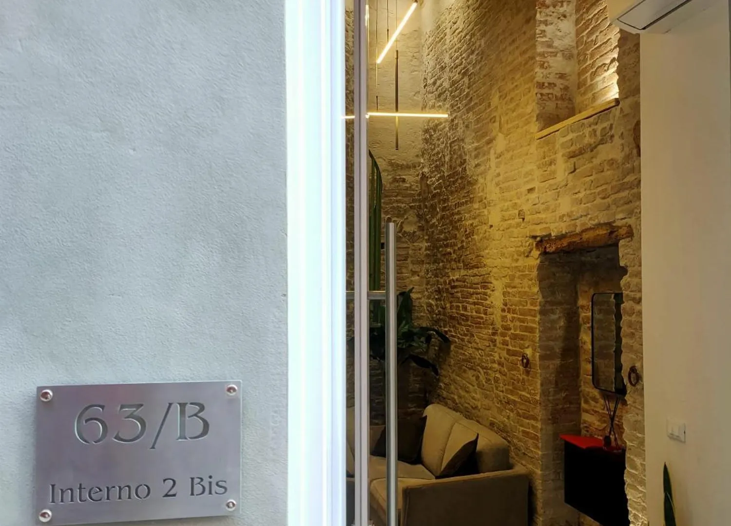 Vicolo Dei Duelli Industrial Green Apartment Ferrara